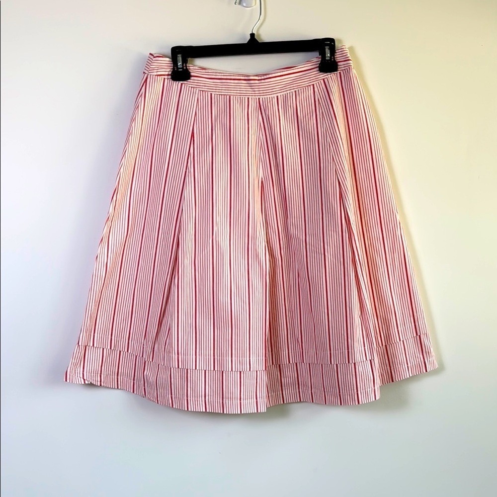 Madison Red White Striped Skirt. Cotton Size 8 Like New